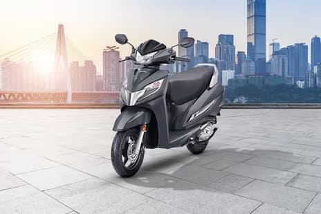 Honda Activa 5G secondary view 2